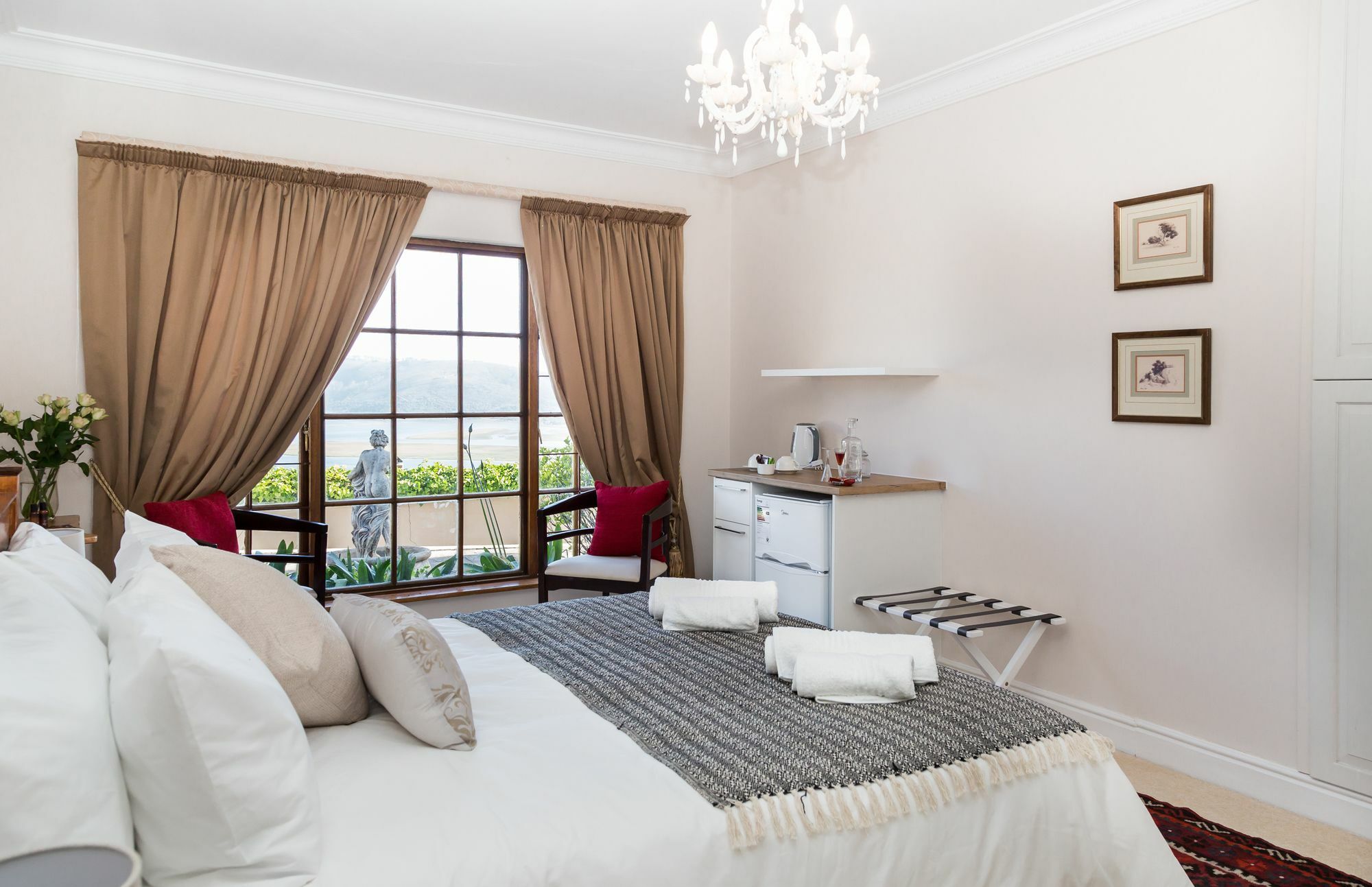 فندق Moncrieff Manor كنيسنا المظهر الخارجي الصورة