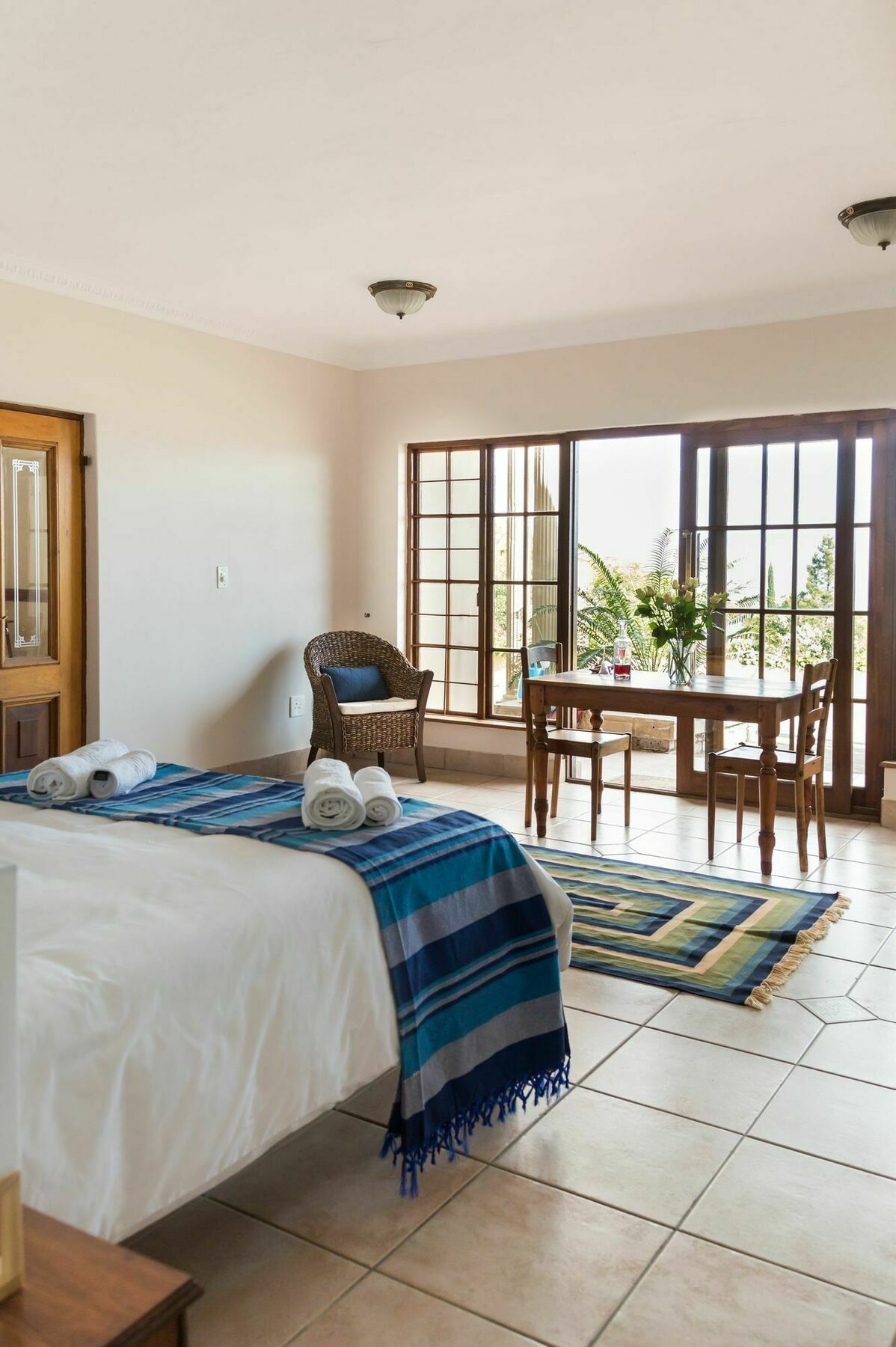 فندق Moncrieff Manor كنيسنا المظهر الخارجي الصورة